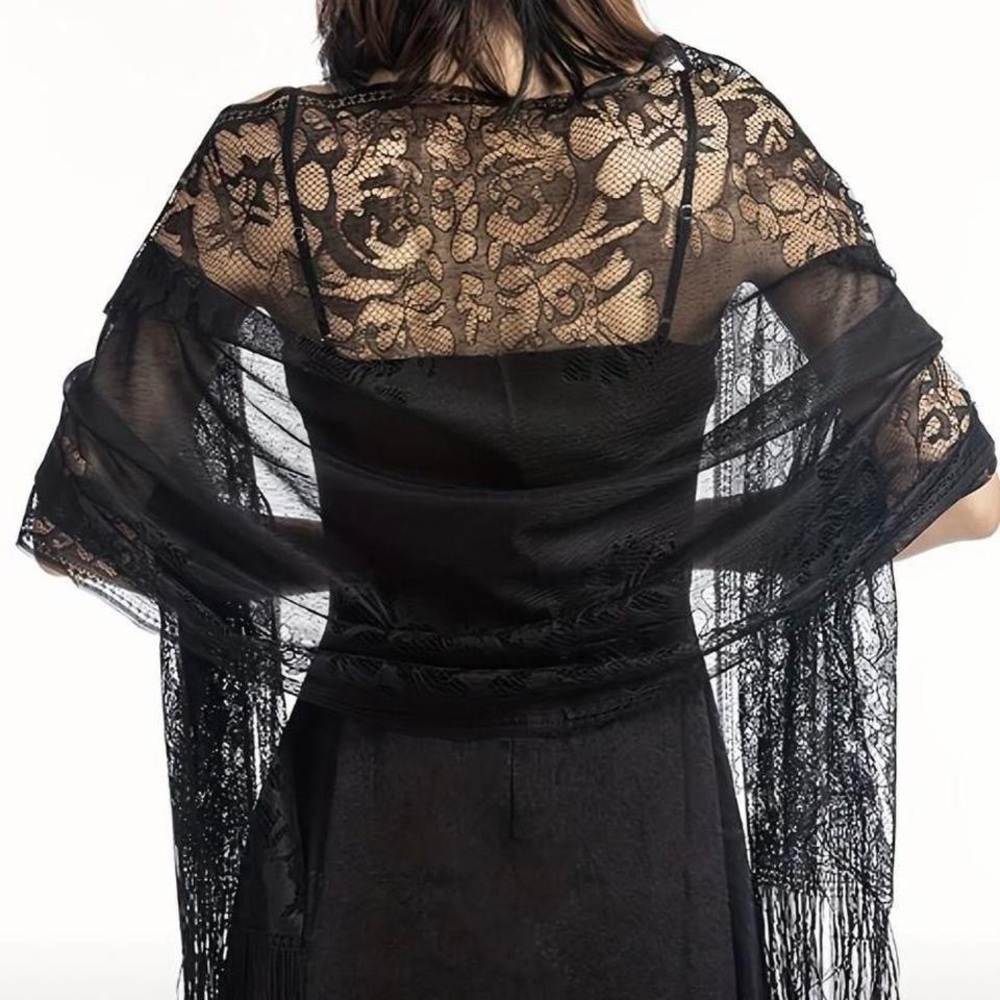 Elegant Black Lace Shawl